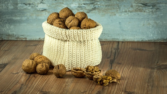 walnuts, nuts, bag, nutshell, food, snack, produce, organic, natural, healthy, shell, walnuts, walnuts, walnuts, walnuts, walnuts, nuts, nuts, nuts, nuts, nuts, bag, bag, bag