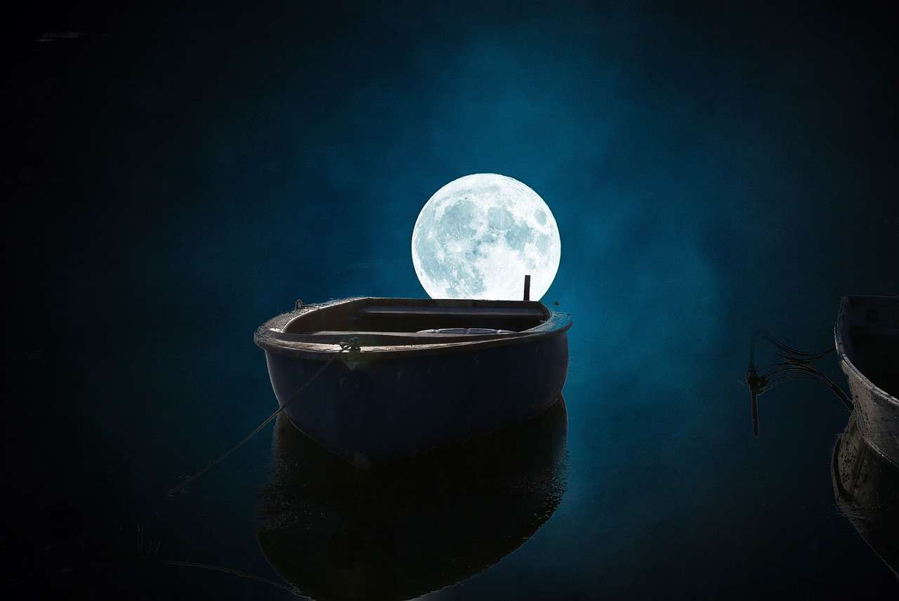 boat, water, fishing, contrast, reflection, peace of mind, moon, full moon, super moon, light reflections, nature, moon shadow