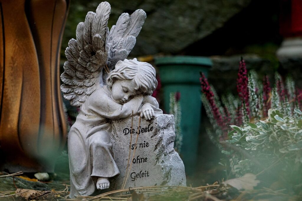 angel, angel figure, angel wings, all souls, the tomb spell, all saints, grave of angels, grief, graveyard, saying, grief spell, stone figure, fall, fishing rod, wings, grave, soul